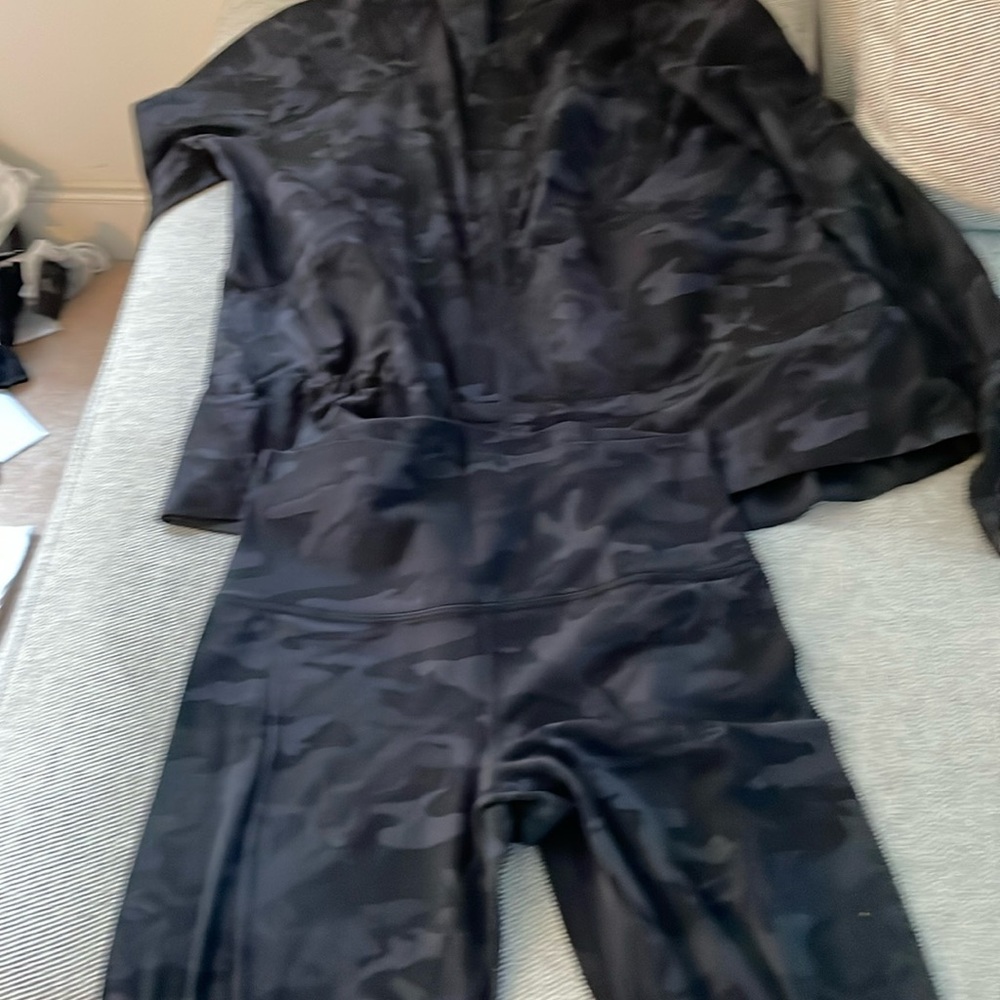 Lemon Athletic Set - image 1